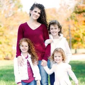 Meet your Posher, Rhian